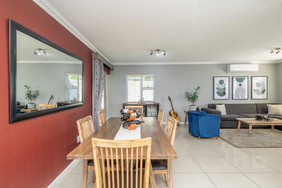 To Let 3 Bedroom Property for Rent in Zonnendal Western Cape